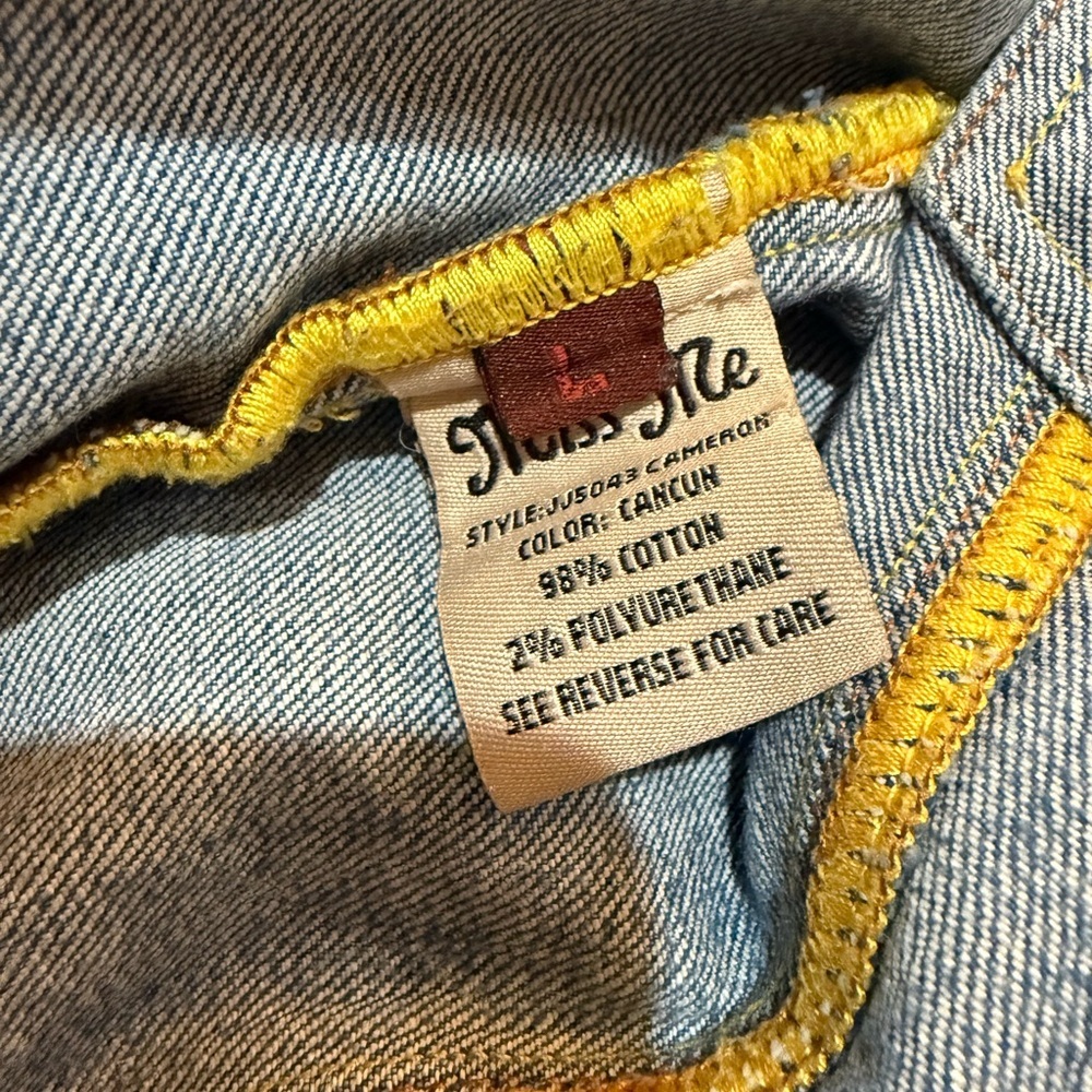 Miss Me Blue Cancun Cropped Jean Jacket with Contrast Stitching Size Large - Picture 9 of 9
